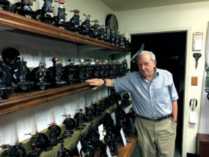 Harry Berzack, president of The Fox Co., standing with his display of New England-type machines. The museum has probably the world’s best collection showing the variety of different versions of these machines. Photo courtesy of Heysemberg Uribe.