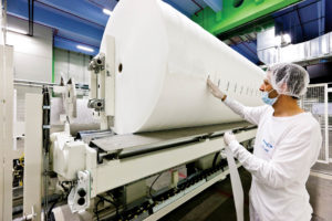 Sandler produces nonwoven roll goods for a wide range of applications. Photo: Sandler AG. 