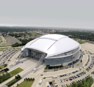 AT&T Stadium, home of the Dallas Cowboys in Arlington, Texas, features 19,000m2 of SHEERFILL® I with EverClean® Topcoat on the retractable portion of the roof. Photo: Saint-Gobain.