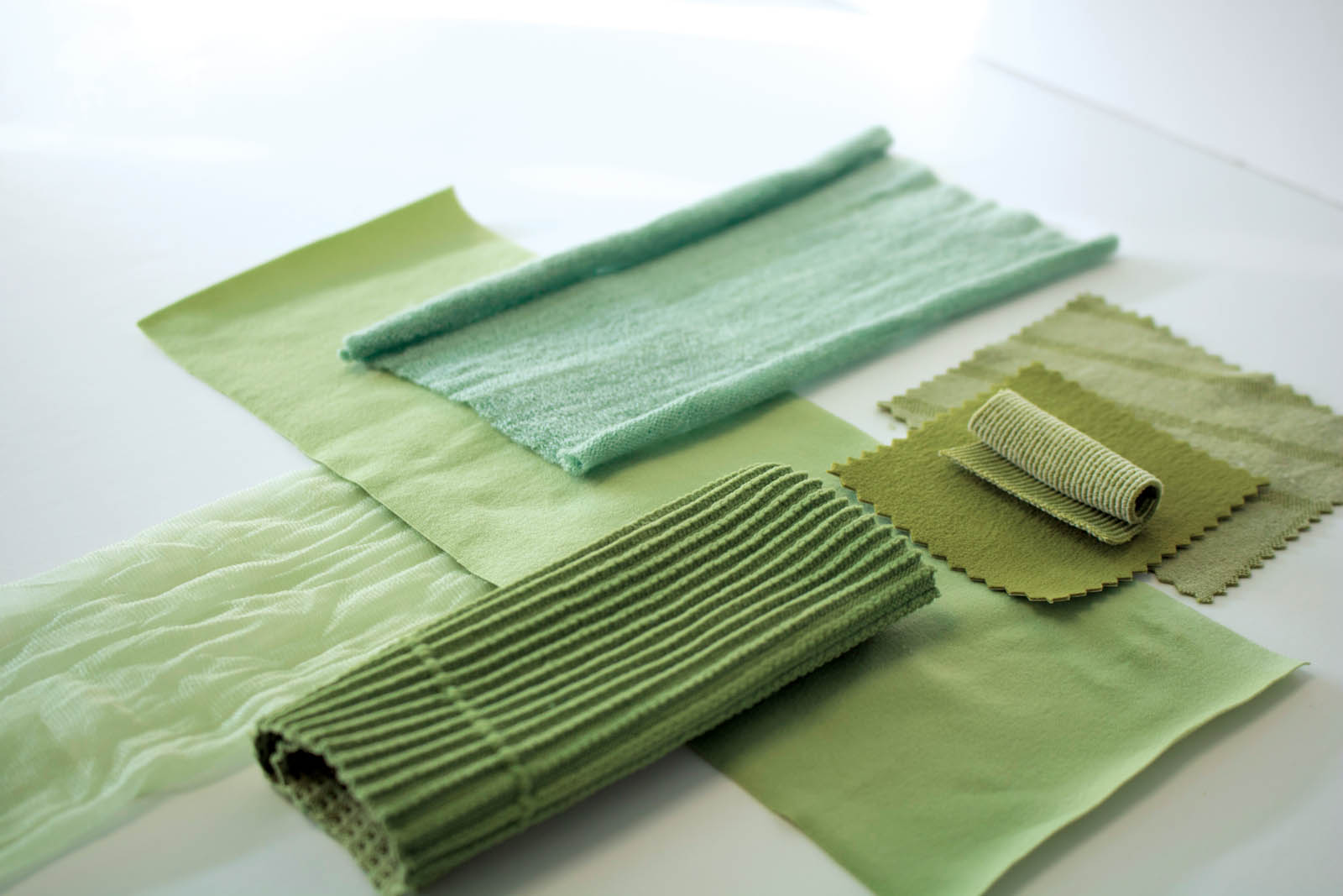Growing textiles from algae - Specialty Fabrics Review